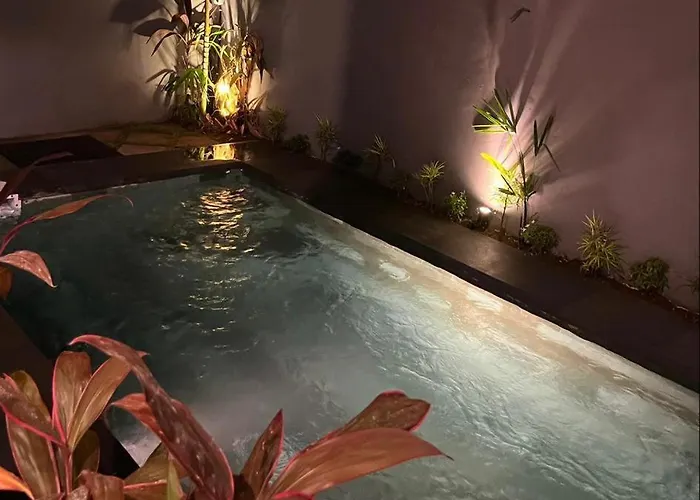 Vakantiehuis D'wangsa Villas- Balinese House 2br With Pool Near Balangan